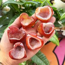 1PC 10-80g Natural Crystal Carnelian Geode Heart Crystal, Hand Carved Red Agate Druzy Heart Stone, Reiki Healing Crystal, Home Decor, Love Gift For Crystal Lovers & Valentine's Day - Carnelian - View 2