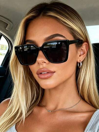 1 khung ảnh vuông lớn, kiểu dáng thời trang, họa tiết da báo, unisex.