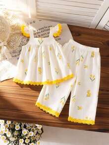 Bộ đồ 2 món cho bé gái, gồm áo hai dây bèo nhún họa tiết hoa nhí và quần ống đứng cùng màu, thích hợp cho mùa hè. - Màu be - Xem 1