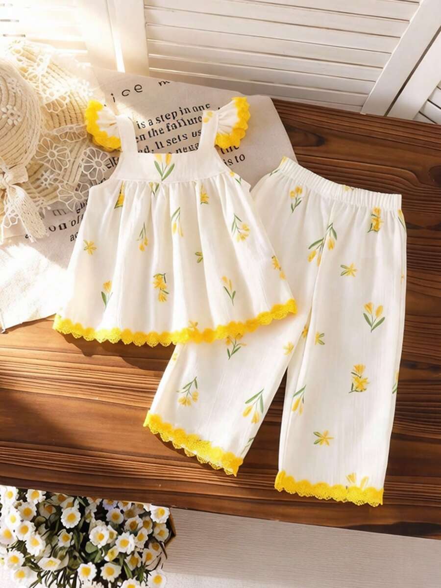 Bộ đồ 2 món cho bé gái, gồm áo hai dây bèo nhún họa tiết hoa nhí và quần ống đứng cùng màu, thích hợp cho mùa hè. - Màu be - Xem 1
