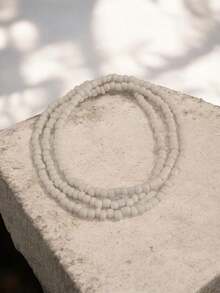 Set de 7 Elekes o collares tradicionales yoruba elaborados a mano, ideales para protección espiritual y conexión con los orishas.  Incluye collares de Eleguá, Orula, Yemayá, Orula Nigeriano, Obatalá, Shangó , Oshún , cada uno con sus colores representativos.  Perfectos para uso diario. - Multicolor - Ver 4