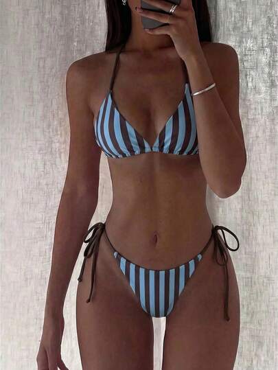 Bikini de 2 piezas con estampado de rayas azul y marrón, estilo lindo adecuado para vacaciones en la playa en verano