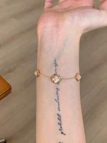 1件优雅四瓣贝壳手链，珠宝礼品，适合女性 - 彩色 - 查看 3