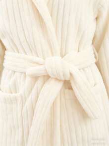 1pc Flannel Robe, Soft & Comfortable Sleepwear For Bedroom, Bathroom, Pool - White - View 6