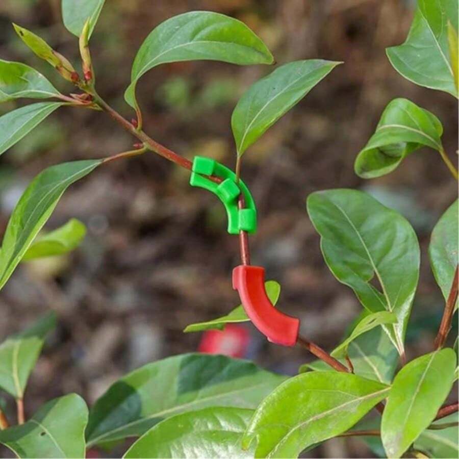 100pcs Plant Bending Clips, 90 Degree Adjustable Plastic Branch Bender, Plant Stem Growth Control Training Clips, Gardening Support Accessories - C - View 1