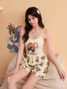 Noctvar OBM Sleepwear X TOM & JERRY 两件套女士可爱猫鼠卡通印花吊带背心和短裤套装，舒适透气，适合室内外穿着 - 彩色 - 查看 4