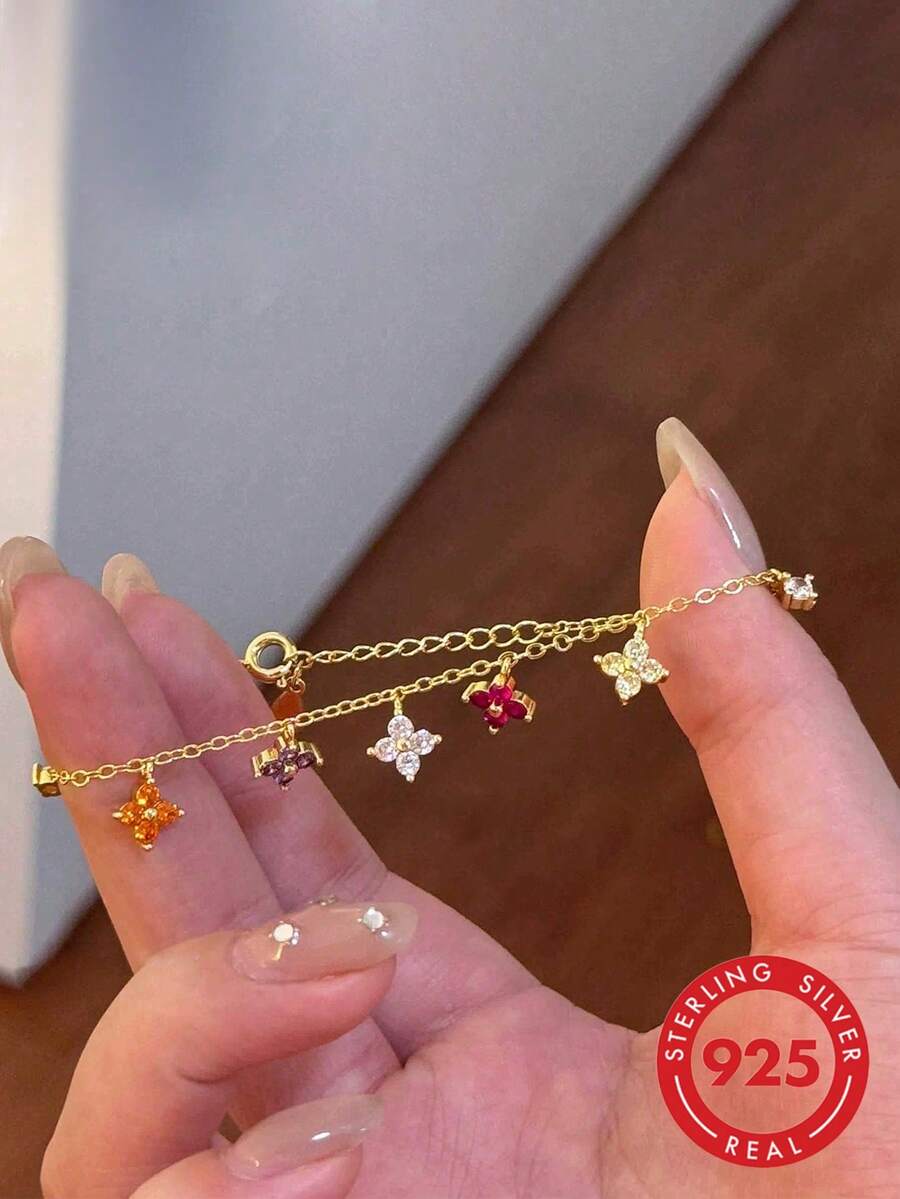 1件浪漫S925纯银立方氧化锆蝴蝶手链，精致珠宝礼物，送给女性或女友