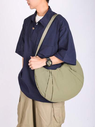 1 chiếc túi tote vải bố dáng casual, túi đeo vai tối giản dung tích lớn dành cho nam, túi đeo chéo màu trơn, phù hợp sử dụng hàng ngày, đi học, du lịch, nghỉ lễ.