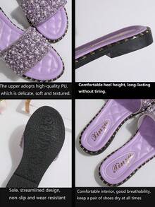 Novos Sandálias Rasteiras Confortáveis com Pedrarias, Versáteis para Praia, Sola Macia, Modelo Slip-On, Ideal para o Verão - Malva - Visão 6