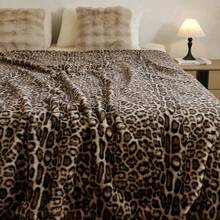 1pc Leopard Print Faux Fur Blanket, Cozy Double-Layer Plush Throw Blanket, Versatile For Home, Living Room, Bedroom, Sofa Decor, Great Gift For Family - Camel-colored Leopard Print - View 9