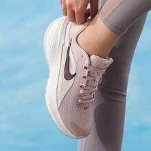 Nike JOURNEY RUN 透气支撑型女式跑步鞋 - 粉色 - 查看 5
