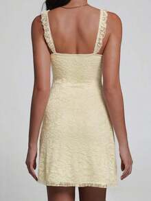 Vestido mini elegante y de moda con diseño de volantes, tirantes con lazo y parches de encaje, sin mangas y ajustado, para fiestas de verano - Amarillo - Ver 3