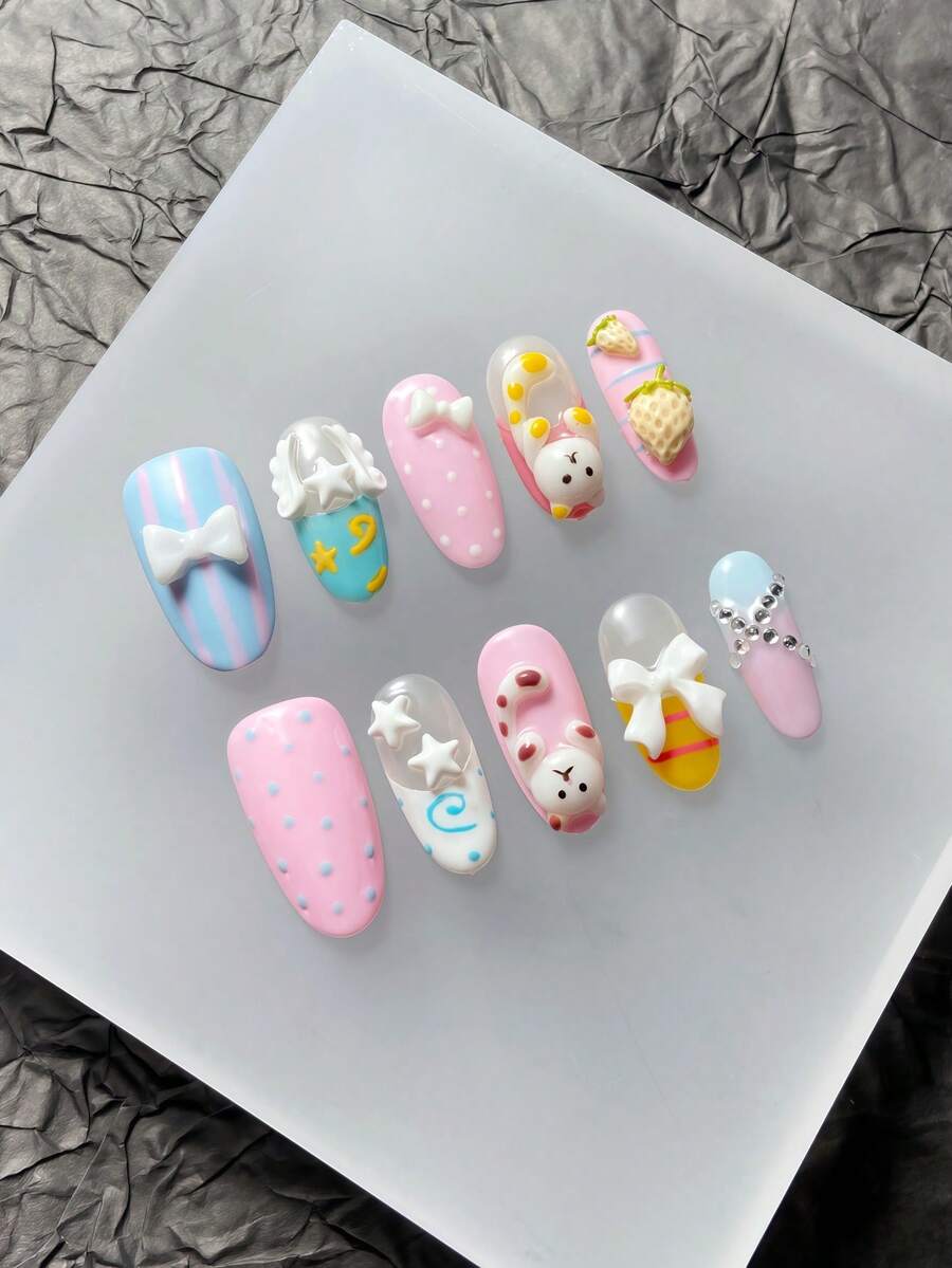 1 Set Handmade Embossed Nail Stickers - Featuring Cute Minimalist Design. These Oval Short Nail Stickers Have 3D Nail Art Design, Including Adorable 3D Sculptural Elements Like Cats And Strawberries. Each Cartoon-Style Artificial Nail Sticker Is Meticulously Handcrafted, Presenting A Sweet And Charming Aesthetic. Nails - Multicolor - View 1