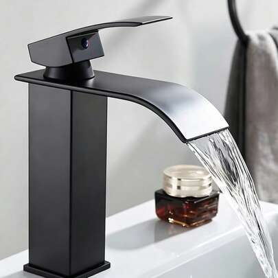 Torneira de banheiro em aço inoxidável com efeito cascata, modelo clássico preto, dupla função, com válvula de esfera de alavanca única, mistura de água quente e fria, bica em cascata, instalação em bancada, inclui acessórios de fácil instalação, ideal para pia de banheiro, bar, trailer, penteadeira, bancada de cozinha, acessório moderno essencial para casa, presente ideal e ótima opção para reforma residencial.