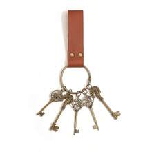 1pc Medieval Key Chain, Stylish Medieval Belt Key Chain, Renaissance Viking Market LARP Santa Magic Key, Christmas Cosplay Prop - A - View 5
