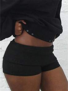 Womens Studded Fold Over Waist Shorts Y2k Low Waist Rivet Micro Shorts Slim Fit Boyshorts Goth Rave Costumes Mini Bottoms Casual Stylish Rivet Design Hot Pants Streetwear Party Clubwear - J12467-黑色 - 查看 1
