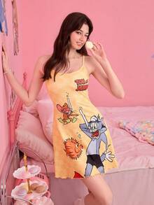 Noctvar OBM Sleepwear X TOM & JERRY 汤姆和杰瑞联名款女士黄色碎花吊带睡裙，可爱卡通印花柔软家居服 - 黃色 - 查看 4