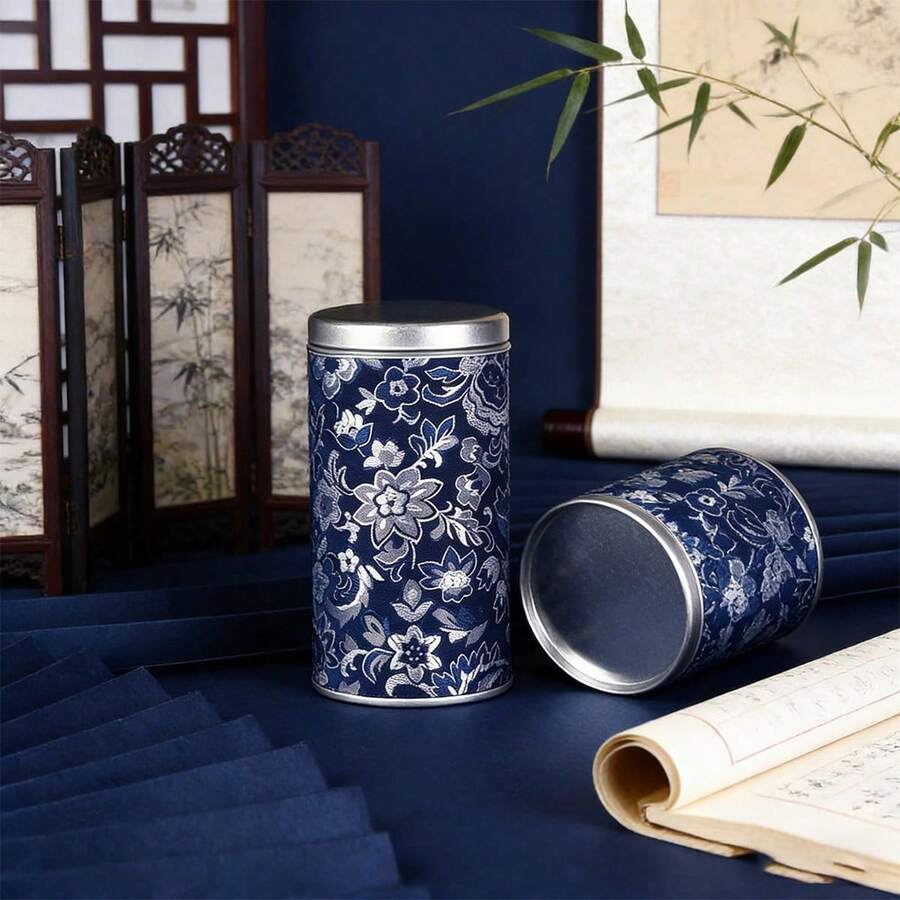 1个蓝色花卉锦缎金属茶叶罐 - 密封咖啡豆、糖、坚果储物罐,瓷釉盖和底座,食品厨房储物罐,节日装饰礼品及日常储物盒 - 彩色 - 查看 1