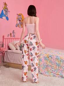 Noctvar OBM Sleepwear X TOM & JERRY 女士字母卡通印花吊带背心和裤子休闲家居服套装 - 彩色 - 查看 7