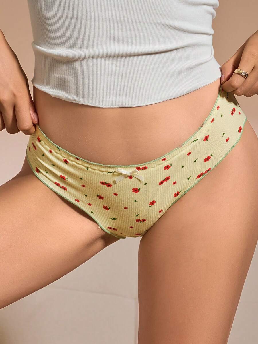Sweet Floral Ruffle Low-Waist Seamless Panty Set, Soft, Comfortable, Breathable, Suitable For Yoga, Sports, And Everyday Wear