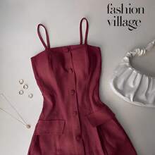 Tailored Jumpsuit With Front Buttons And Utility Pockets – Marrante Collection 2026 - 酒紅色 - 查看 2