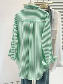 女款經典條紋長袖襯衫－領口鈕扣前開口袋上衣，適用於辦公、休閒，春夏季秋冬 - 綠色 - 查看 5