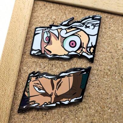 1枚海贼王索隆徽章胸针，最新周边设计，粉丝必备，象征船长与剑士之间的羁绊，送给伴侣和挚友的礼物，寻宝游戏、玩具、史迪奇玩具、旅行玩具、课堂减压玩具、迷你洗澡玩具、圣诞文具减压球、生日礼物、圣诞礼物、万圣节礼物、平安夜礼物，完美礼物