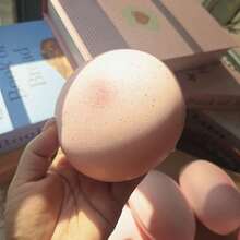 1个慢回弹面包造型软绵绵挤压玩具 - 减压挤压系列 - 超柔软慢回弹材质，减压设计，便携式桌面减压摆件 - 节日礼物 - 生日礼物 - 完美礼物 - 多色款色隨機 - 查看 3
