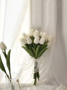 3/6 pièces Mini Tulipes Blanches Artificielles, Décoration de Maison de Mariage Fleurs Artificielles, Simulation de Tulipes - Blanc - Voir 7