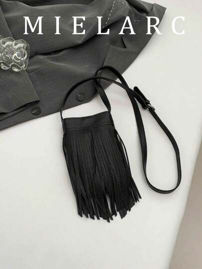 Vintage Deri Çapraz Askılı Çanta, Bohem Tarzı Omuz Çantası, Perçin Kare Detaylı Günlük Kullanım İçin Uygun Postacı Çantası, Seyahat ve Günlük Kullanım İçin Taşınabilir İş Çapraz Askılı Çantası, Püsküllü