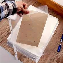 100 chiếc bìa đựng tài liệu nhựa A4 - 11 lỗ, 3 vòng, chất liệu PP bền chắc, phù hợp cho văn phòng, trường học, nhà cửa (100 chiếc). Bìa đựng tài liệu văn phòng phẩm để lưu trữ tài liệu và sắp xếp văn phòng phẩm cho học sinh. Dày dặn, chống thấm nước, vật dụng thiết yếu cho năm học mới. - Túi đựng tài liệu trong suốt 11 lỗ - Xem 11