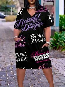 Y2K Women's Plus Size Goddess Dress With Pockets Beautiful Disaster Pattern In Purple And White Text On Black Background Plus Size Loose Casual T-Shirt Dress, Loose Home Dress For Women, Soft, Light And Breathable Fabric - 風格 - 查看 2