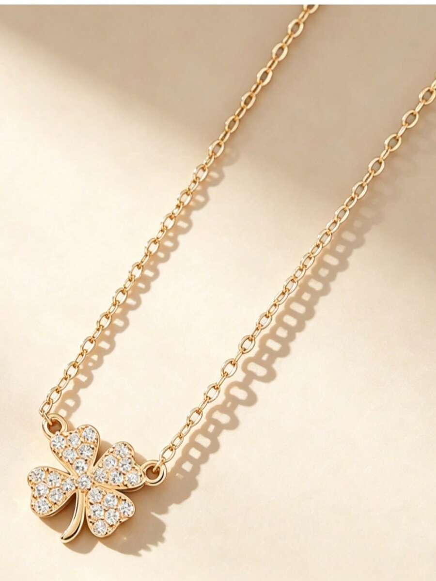 QTHOPE 1pc Lucky Four-Leaf Clover Necklace, Gift For Girlfriend - Yellow Gold - View 1