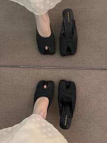 2026 Summer Bohemian Woven Thick Heel Closed Toe Sandals For Women - Black - View 3