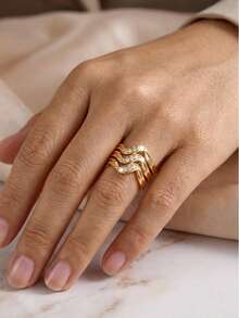 1 pieza Anillo de banda ancha de cobre con circonita asimétrica curva, adecuado para uso diario, fiestas, festivales y galas - Dorado - Ver 3