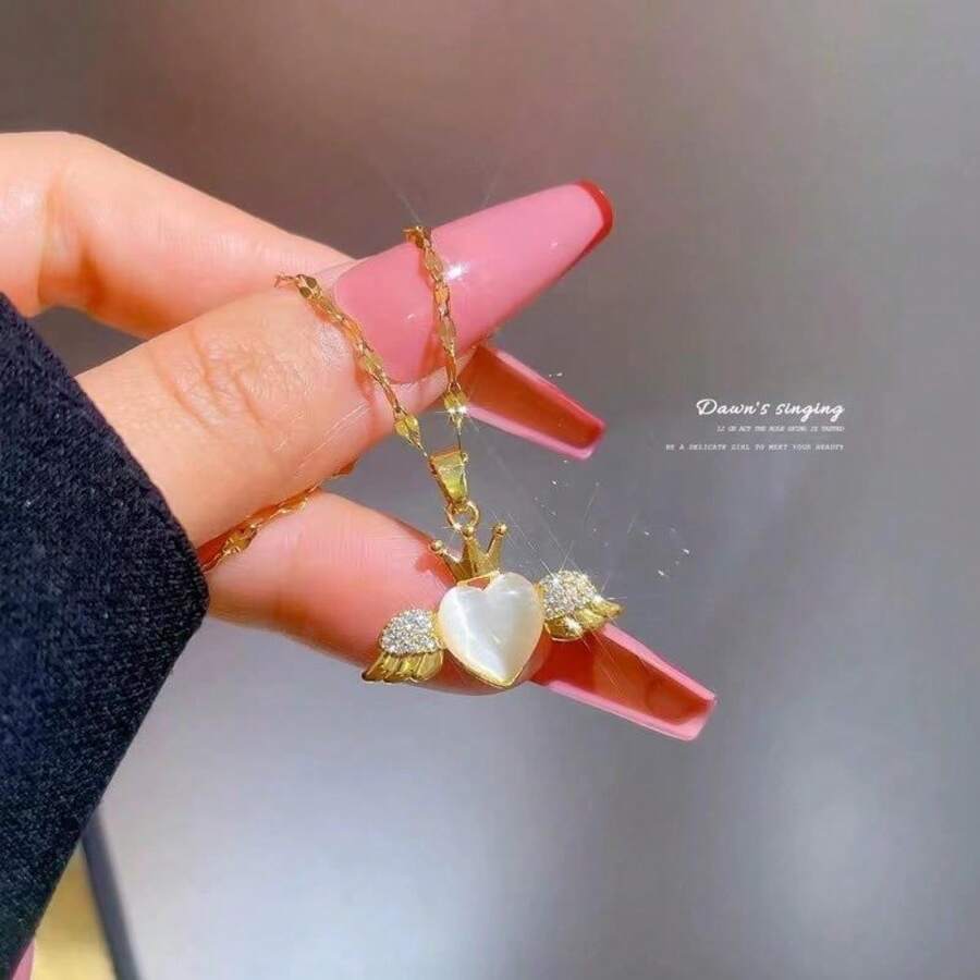 1件梦幻少女风钛钢全钻天使翅膀项链天使爱心项链女士约会装扮女士生日礼物夏季沙滩配饰不锈钢首饰女士项链 - 彩色 - 查看 1