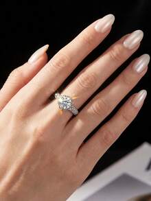 1 chiếc nhẫn thiên thần hộ mệnh bằng bạc sterling 925, đính đá Moissanite 1 carat, thanh lịch và sang trọng, thích hợp làm quà tặng đính hôn, cưới, quà tặng bạn thân, sinh nhật, kỷ niệm và các dịp khác. - Nhẫn Moissan Thiên Thần - 1 carat - Xem 2