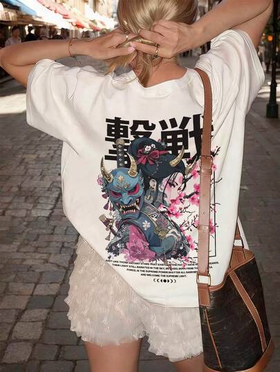 Áo thun nữ cổ tròn tay ngắn, họa tiết hoa anh đào và chữ in mới mùa hè, kiểu dáng rộng rãi, đa năng, trang phục thời trang hàng ngày màu trắng.