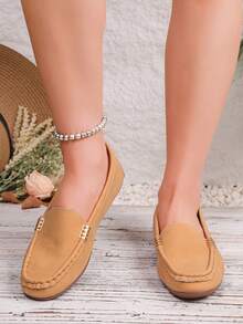 Women's New Casual Loafers, Fashion Round Toe Flat Metal Chain Slip-On Shoes - Mustard Yellow - View 4