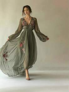 2026 European And American New Women's Fashionable Casual Printed Long Sleeved Dress V-Neck Party Dress - 綠色的 - 查看 1