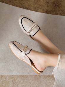 Mengshangli Mocasines sin respaldo de estilo preppy a cuadros para mujeres, con decoración de metal y rhinestone retro, zapatos planos tipo slip-on para oficina, vacaciones y fiestas en primavera/verano - Caqui - Ver 4