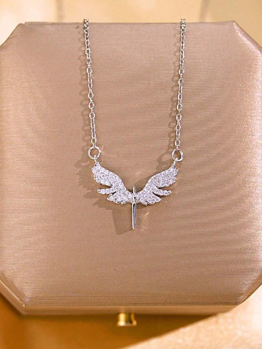 1pc Angel Wings Necklace Pendant, Creative Wings Necklace, Gift For Girlfriend/Wife - Silver - View 1