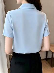 Áo sơ mi lụa tay ngắn với họa tiết thiết kế tinh tế, áo kiểu satin phong cách Hồng Kông sang trọng. - Rửa nhẹ - Xem 4