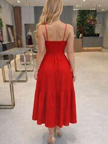 Vestido midi feminino elegante vermelho com alças finas, detalhe de babados e fechamento frontal com botões, perfeito para festas ou ocasiões casuais. - Vermelho - Visão 3