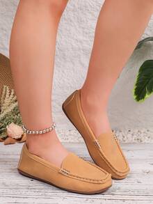 Women's New Casual Loafers, Fashion Round Toe Flat Metal Chain Slip-On Shoes - Mustard Yellow - View 5