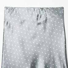 Chân váy chiffon chấm bi kiểu Pháp mùa Xuân/Hè 2026, cạp cao xếp ly, gấu váy xòe rộng, chất liệu lụa mềm mại, thích hợp cho các dịp thường ngày, công sở, tiệc tùng, cocktail, dạo chơi cuối tuần, tạo dáng tôn vóc dáng. - Màu xanh nhạt - Xem 10