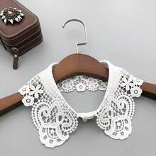Fake Collar,Detachable Collar,Hollow-Out Fake Collar,Embroidered With A Buckle - Multicolor - View 3