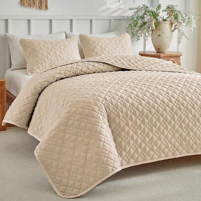 1pc Summer Quilt, 9-Grid Quilting, Cooling Soft Thin Air Conditioning Blanket, Breathable Skin-Friendly Bedding, Suitable For Single/Double Bed, Lightweight Home Textile, Machine Washable, New Spring/Summer Release, Perfect Holiday Gift