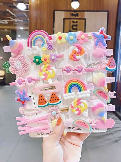 14个柔软可爱彩虹印花侧夹，材质耐用，佩戴舒适，适合日常穿搭、儿童造型、派对装饰，价格实惠，用途广泛。
