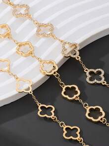 Set 3 Buah Gelang Elegan dengan Dekorasi Kristal Bentuk Daun Semanggi Berongga, Set Gelang Klasik Serbaguna Warna Emas untuk Wanita - Multiwarna 2 - View 4